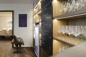 wine bar